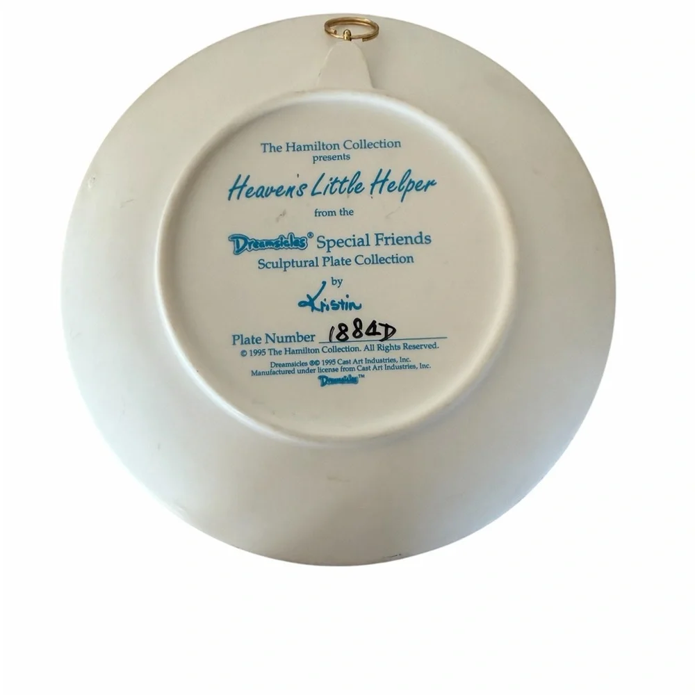 Cherubic Angel Wall Decor Plate